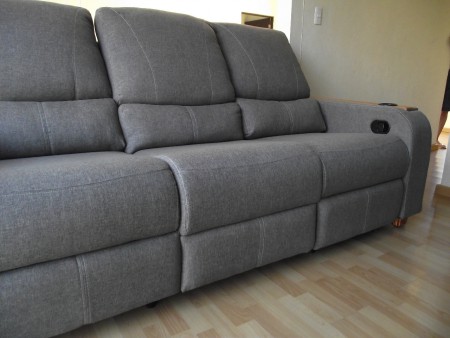 Reclinable mod: césar, acabados en madera cedro + 2 reclinables + 1 asiento abatible c/ tablero  en cedro.